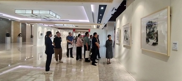 “丝路丹青 北疆溢彩——李政恩艺术作品展”在乌海市展览圆满成功  丝路文化 一带一路 
